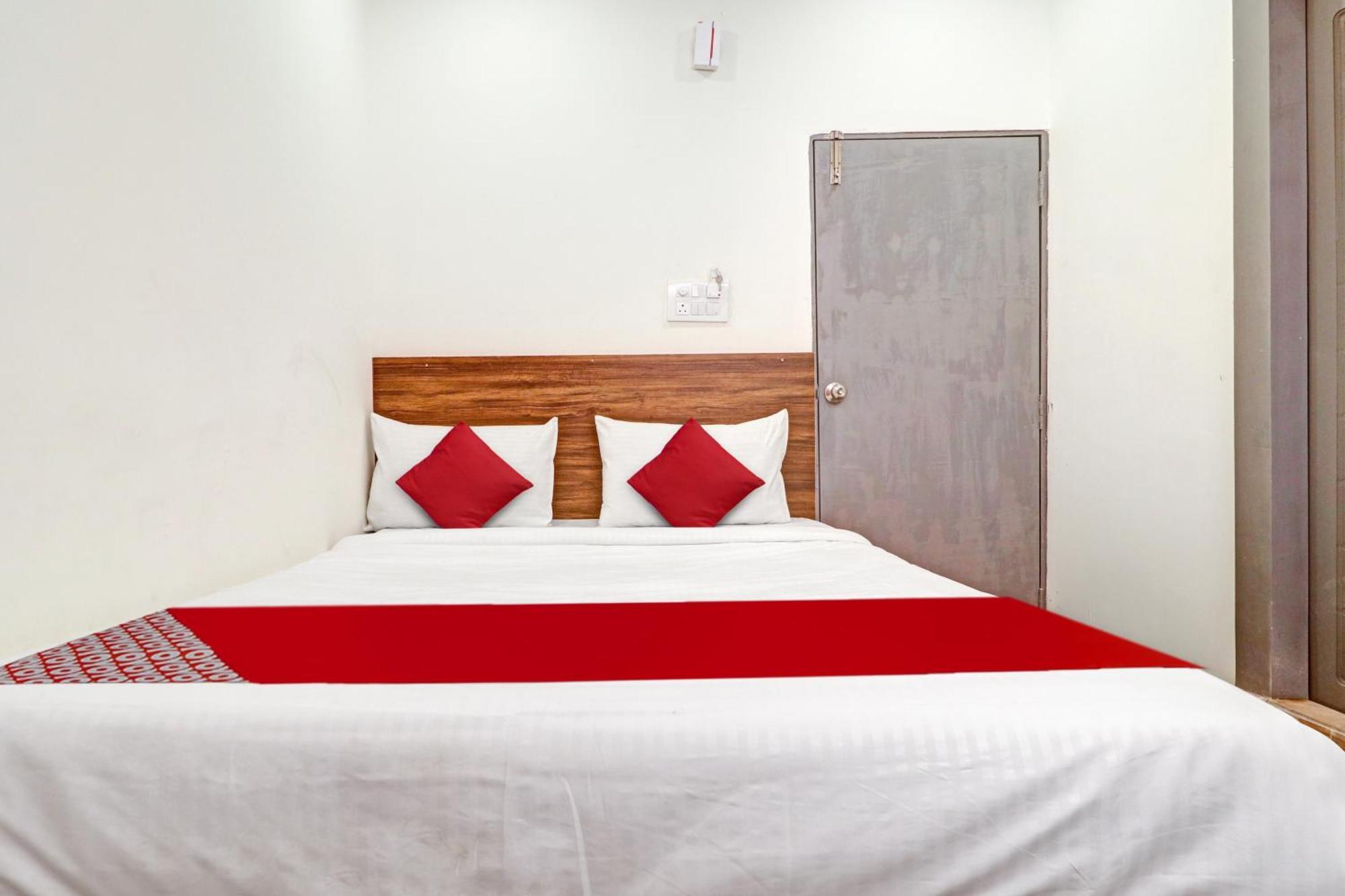 Hotel O Lavish Stay Sururnagar Dış mekan fotoğraf