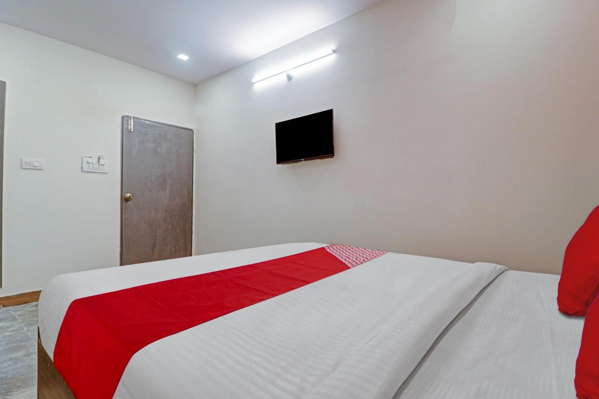 Hotel O Lavish Stay Sururnagar Dış mekan fotoğraf