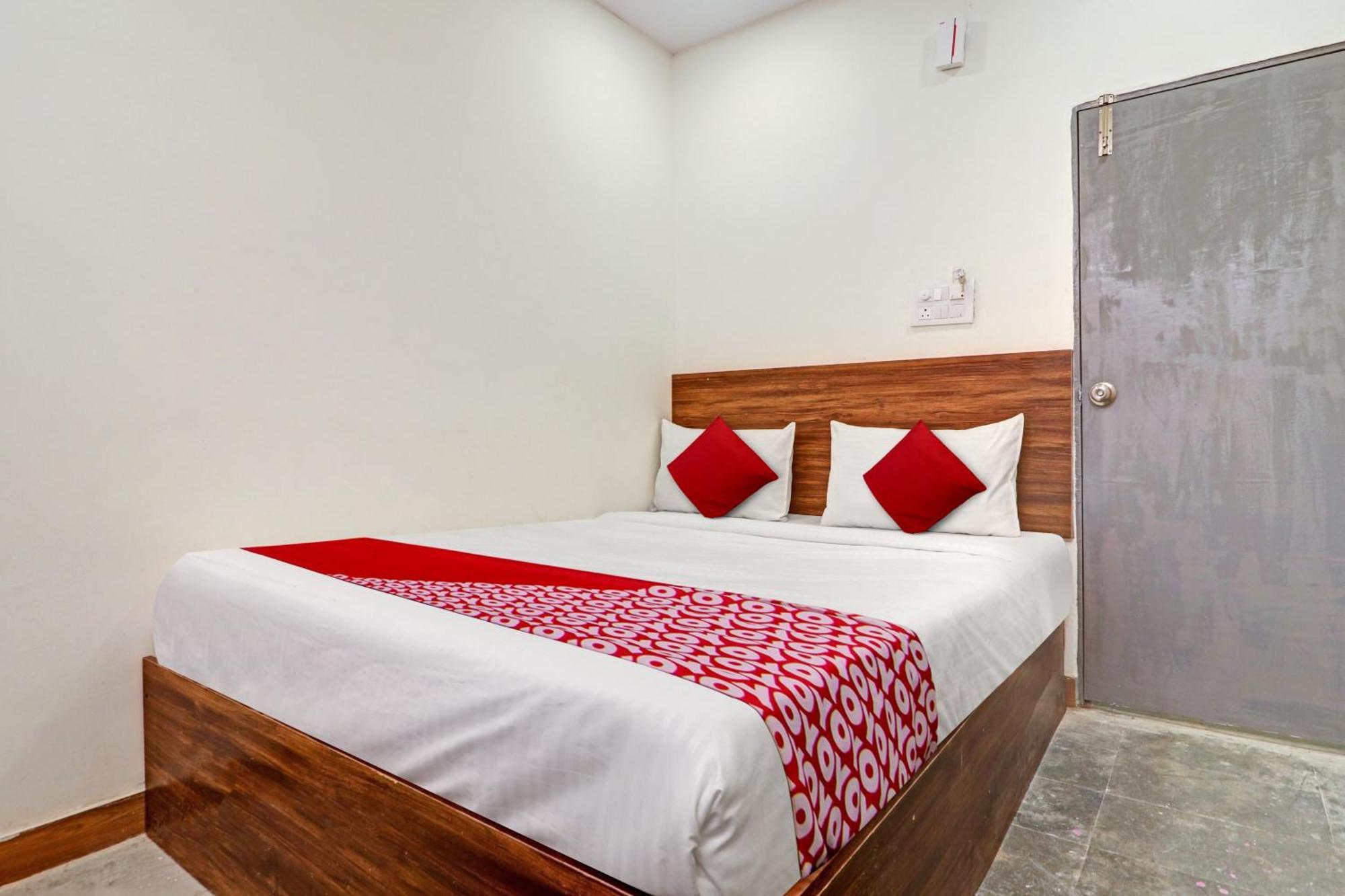 Hotel O Lavish Stay Sururnagar Dış mekan fotoğraf
