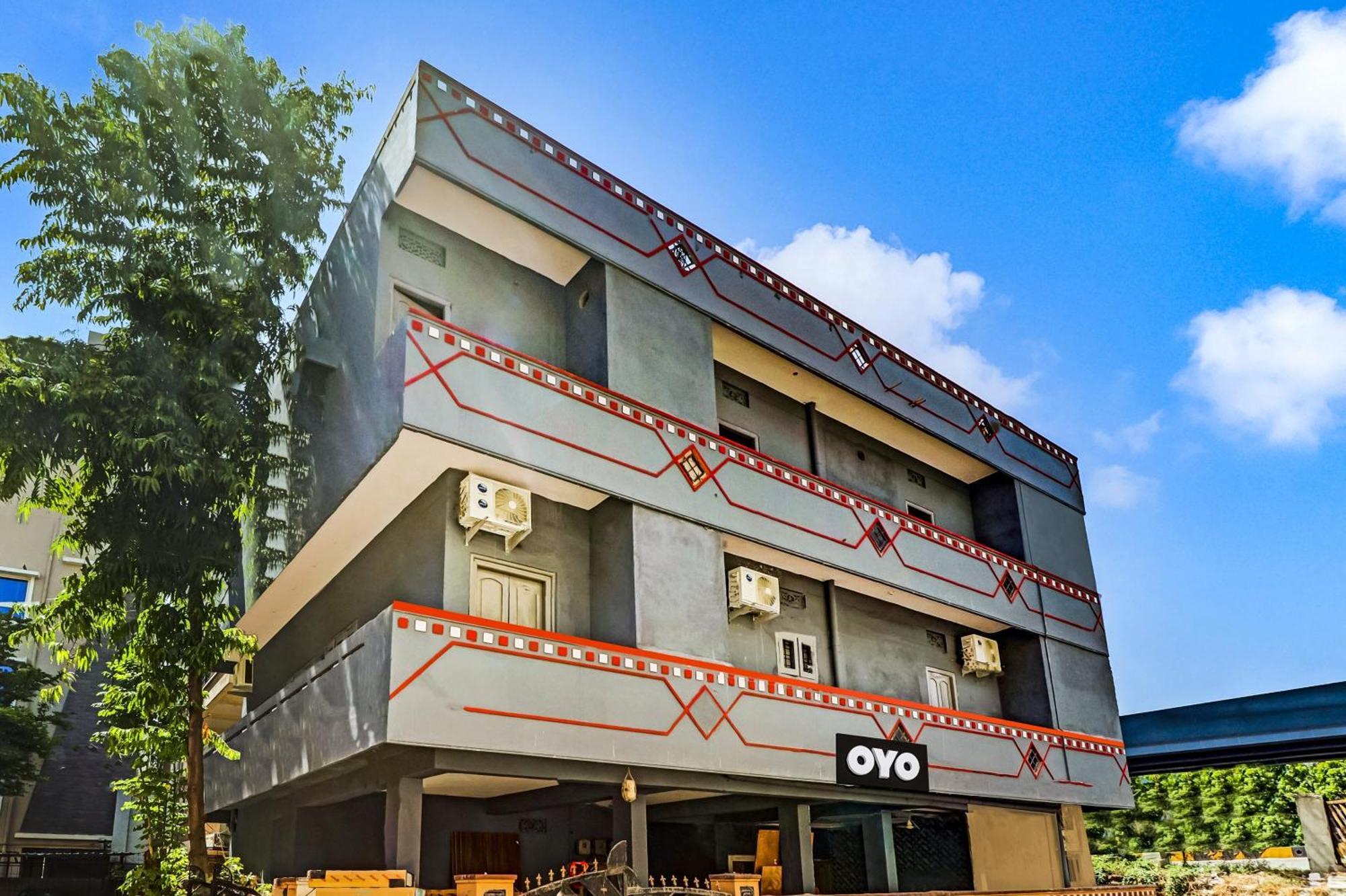 Hotel O Lavish Stay Sururnagar Dış mekan fotoğraf